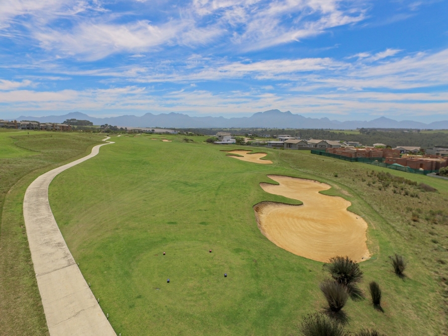 5 Bedroom Property for Sale in Oubaai Western Cape